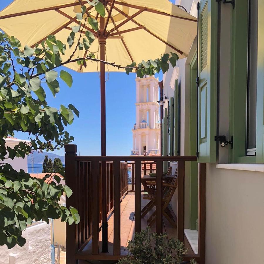 Luca'S Houses Chalki Town Exterior foto